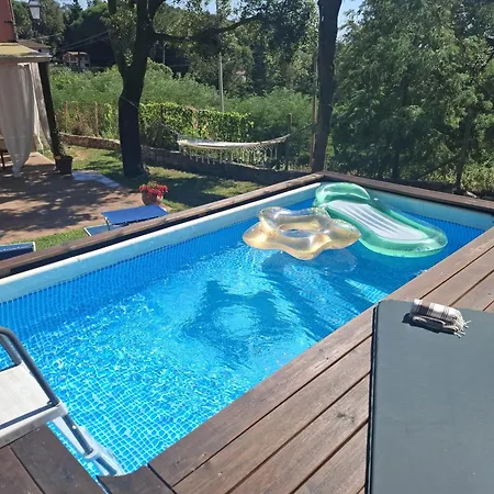 Chiatri Villa *